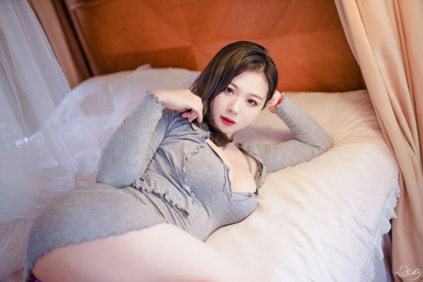 皮皮奶 - 房东太太 [50P-672MB] tg@simisebaisi 【丝足阁】016.webp